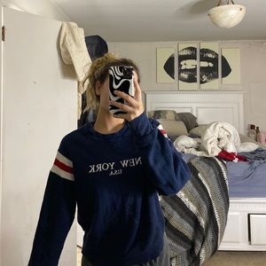 BRANDY MELVILLE crewneck